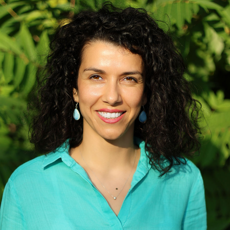 Деница Стефанова